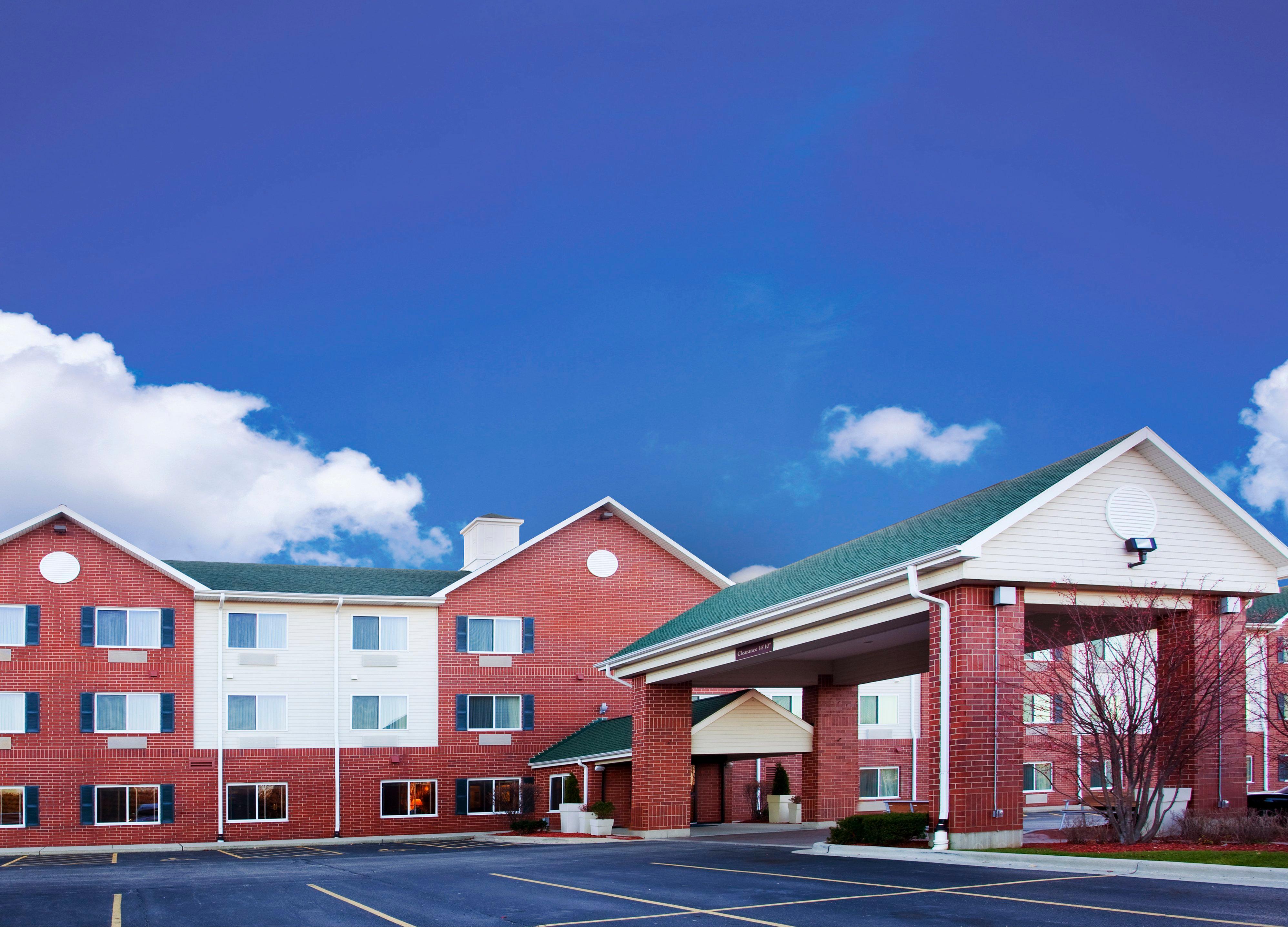 Express Chicago Northwest-vernon Hills By Ihg 2*